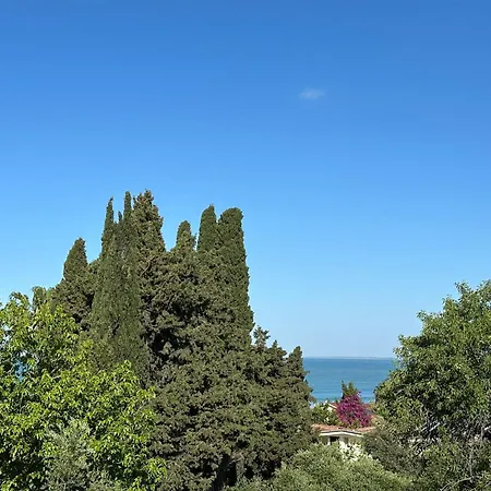 Otel Zümrüt Pansıyon Side